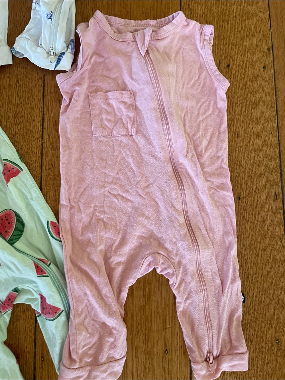 Kyte BABY lot of 4:Floral, Watermelon & Pink, Seashell  Romper Set - Picture 3 of 5